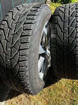 R 18 Audi Q5 original Alu disky + zimné gumy 6,9mm dezén - 3