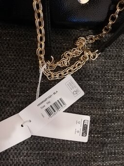 Guess - 3