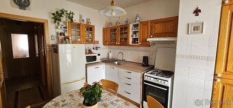 Predaj 3 izbový byt(72 m²) s loggiou na sídlisku Mier, SNV - 3