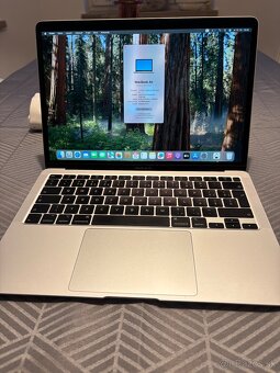 MacBook Air 13” (2020, Intel i3) – výborný stav - 3