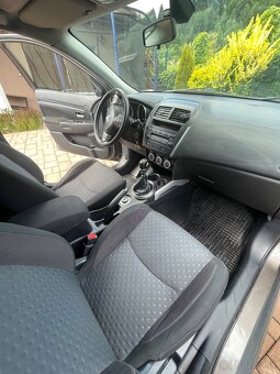 Mitsubishi ASX - 3
