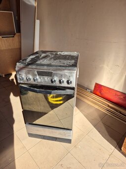 Kuchynská linka + funkčný sporák - 3