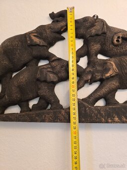 Drevená nástenná dekorácia slony - 3