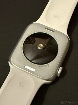 Apple Watch SE 44mm gen. 2 - 3