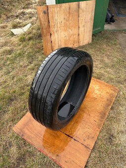 Hankook Ventus Evo SUV 235/45 R20 - 3