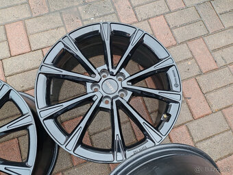 FORD, VOLVO 5X108 - 3