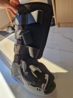Orteza na zlomeny clenok, moonboot - 3