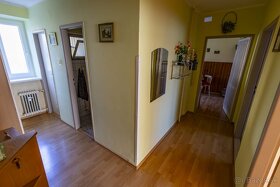 Predaj 2- izbový byt 61m2 Prievidza - Staré sídlisko - 3