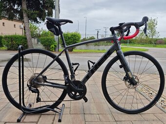 Trek Domane AL5 - 3