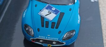 Predám model Aston Martin V12 Vantage 1:43 Minichamps - 3