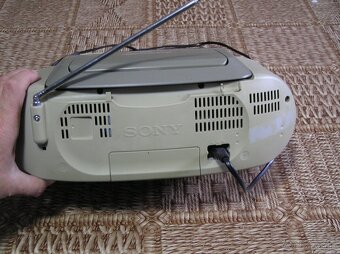 Rádio Sony MP3 - 3