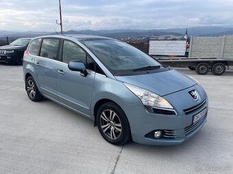 Peugeot 5008 - 3