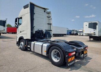 Volvo FH 13 Globetrotter XL 460 I-SA nafta 345 kw - 3