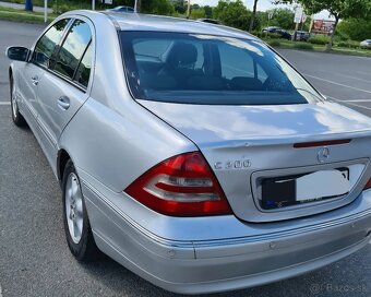 Mercedes Benz C200 - 3