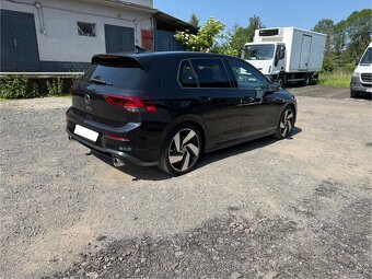 Predám Volkswagen Golf 8 GTi 2023 v záruke - 3