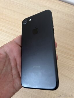 Apple iPhone 7 32Gb - 3