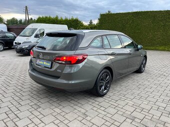 Opel ASTRA 2020 Benzín - 3