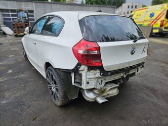BMW 116i e 81 náhradní díly z vozu . - 3