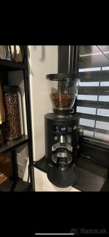 Mlynček na kávu Mahlkönig - 3