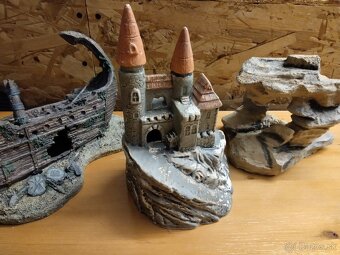 Dekorácie do akvárií - veľké - 3