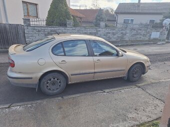 Seat toledo - 3