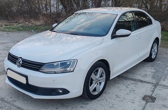 VOLKSWAGEN JETTA 1,6TDI - 3