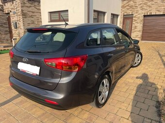 Kia Ceed 1.4 Crdi, combi, diesel, 2014 - 3