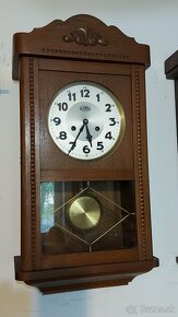 Predám funkčné nástenné hodiny Schwarzwalder EKA polbicie dv - 3