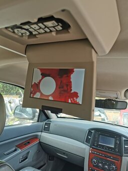 predam diely na jeep grand cherokee WK WH 3.0 crd 160kw 2006 - 3