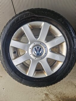 Volkswagen elektróny 205/60 R16 - 3