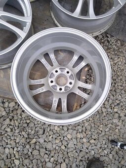 Alu 5 x 108 R 16 + pneu. - 3