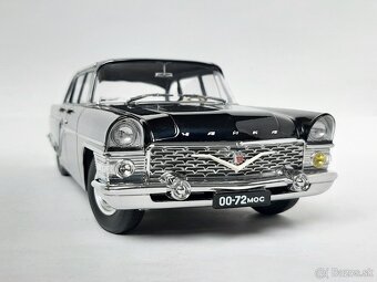 1:18 - GAZ 13 Čajka (1959) - Triple 9 - 1:18 - 3