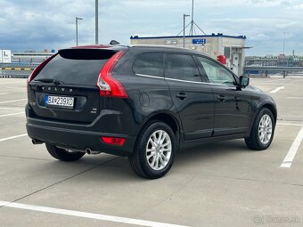 Volvo XC60 D5 2,4 AWD 151kw Summum - 3