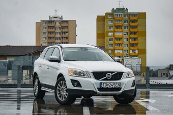 Volvo XC60 D5 (151kW) AWD Momentum Geartronic - 3