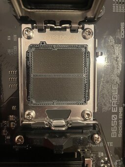 Gigabyte B650 Eagle (AM5) – plne funkčná základná doska - 3