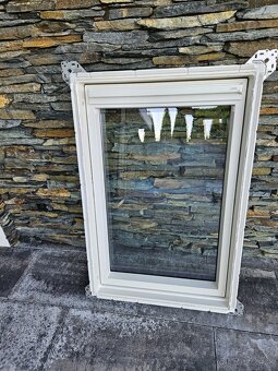 Plastová střešní okna Velux 2 ks – kompletní s rámy - 3