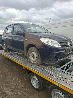 Rozpredam Dacia Sandero 1.2 55kw D4F 732 2012 - 3