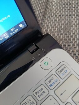 Sony Vaio SVE111A11M - 3