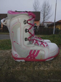 Boty na snowboard. - 3