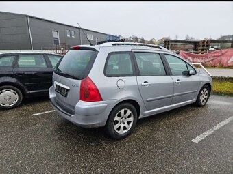 Peugeot 207 1,6i diely - 3