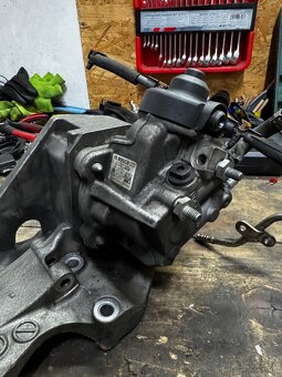 Náhradné diely Passat B7 2.0 TDI - 3