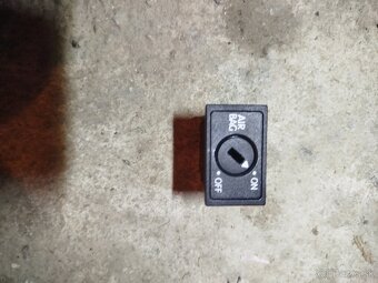 Náhradné diely VW Touran 2 - 3