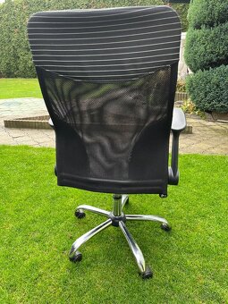 Kancelárska stolička - 3