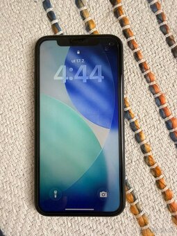 Apple iPhone 11, 64 GB black - 3