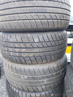 215/55R17 - 3