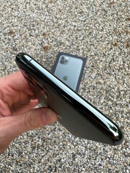 iPhone 11 pro max 512GB - baterie 100% - 3