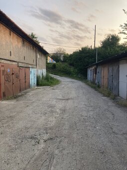 Garáž,Krakovská ulica, sídlisko Železníky - 3