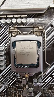 asus tuf gaming B560 plus wifi + pentium gold g6405 lianli - 3
