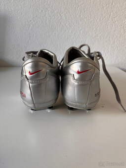 Kopačky Nike T90 - 3