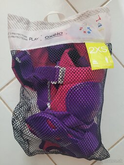 Kolobežka Oxelo + chrániče - 3